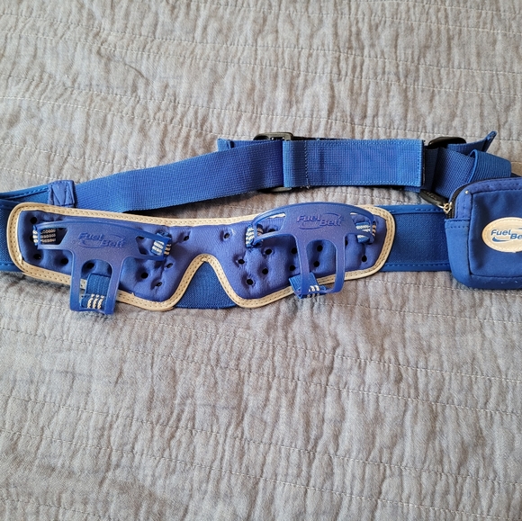 Running Fuel Belt - Picture 2 of 3